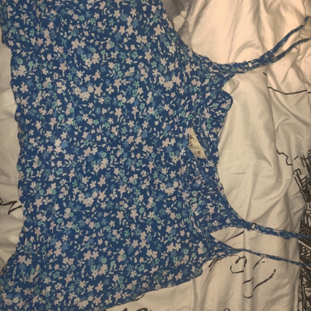 Hollister Flower Crop Top